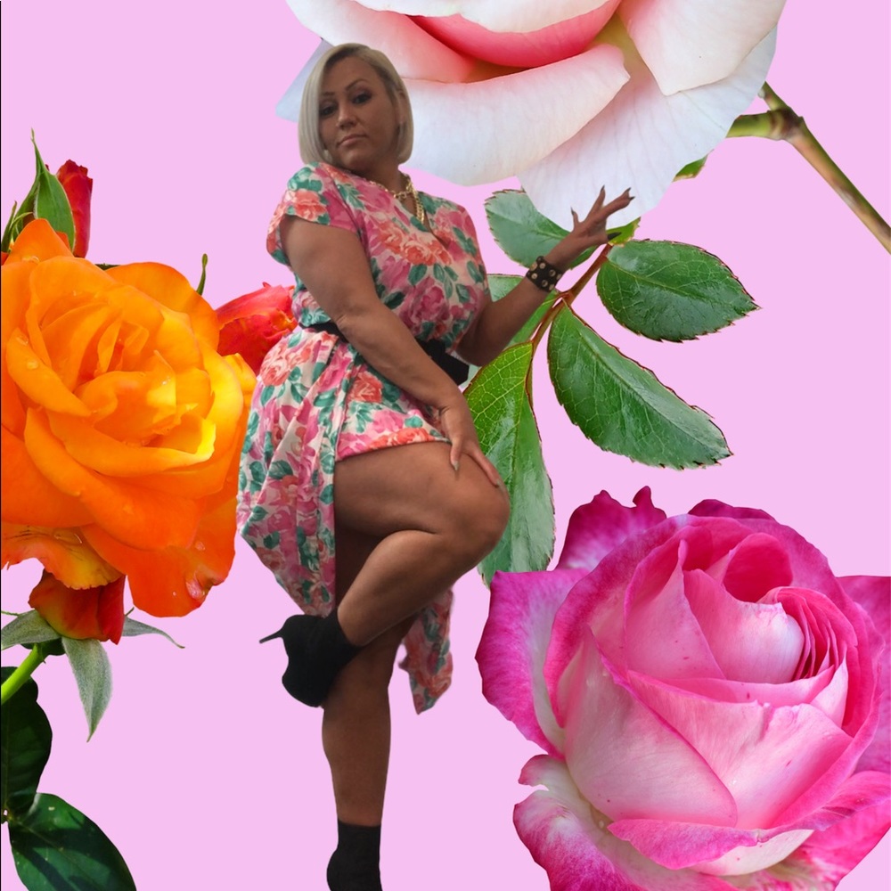 Meet your Posher, KimberLynn - Picture 4 of 9
